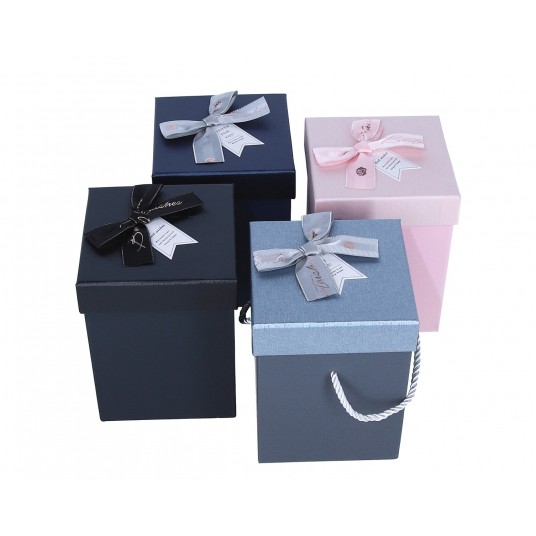 Pudełko mix 4 kol. 13cm/13cm/17cm -zdjęcie numer 1