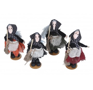 Czarownica z miotłą mix kol. 19cm