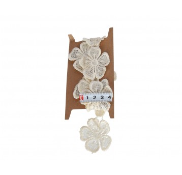 Koronka ecru kwiaty 1y d 4,5cm